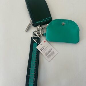 Lululemon Athletica Teal and Dark Green Clutch Set